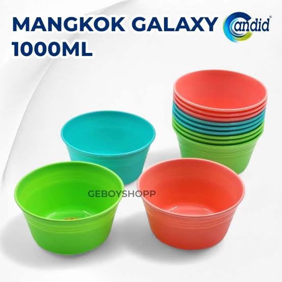 Mangkok Galaxy Besar Candid